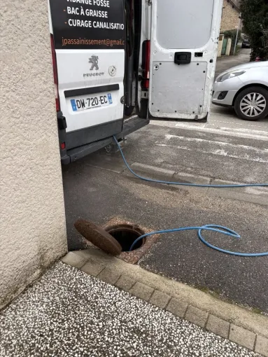 Débouchage canalisation par haute pression entre 2 regard à Vénérieu, Vaulx-Milieu, JP ASSAINISSEMENT