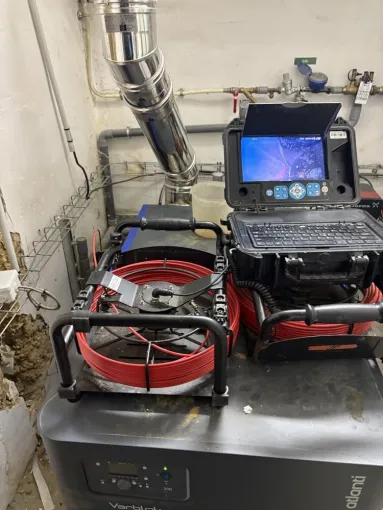 Inspection vidéos dans une canalisation d'une chaufferie dans une mairie pour infiltration d eau à Saint Bonnet de Mure, Vaulx-Milieu, JP ASSAINISSEMENT