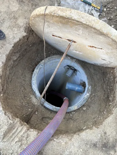 nettoyage d un puits perdu pour entretien à Vaulx-milieu