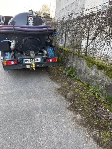 vidange et nettoyage d une fosse septique pour raccordement à l'égout à Artas