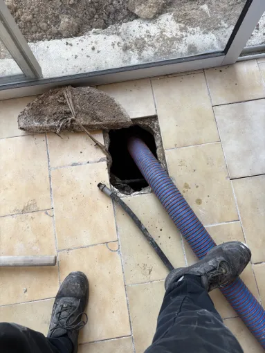 vidange et nettoyage d une fosse septique pour raccordement à l'égout à Culin