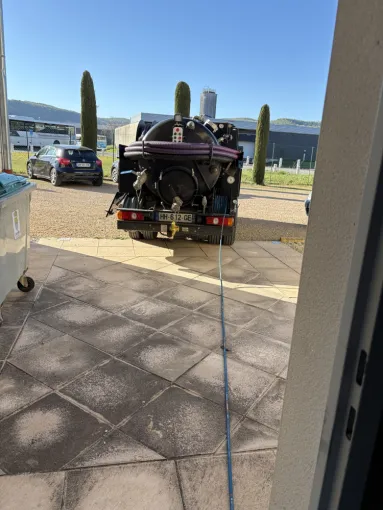 débouchage canalisation cuisine dans une entreprise à Crémieu