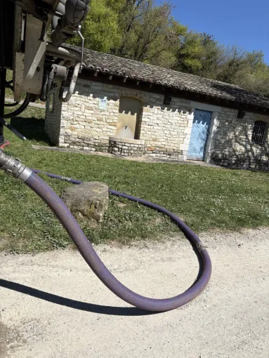 vidange et nettoyage d une fosse toutes eaux pour entretien à Saint Jean de Bournay