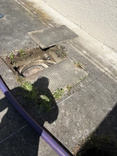 vidange et nettoyage d une fosse septique à Charantonnay