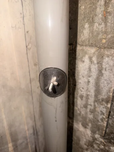 curage d une colonne d50 évacuation chauffe eau à Meyrié