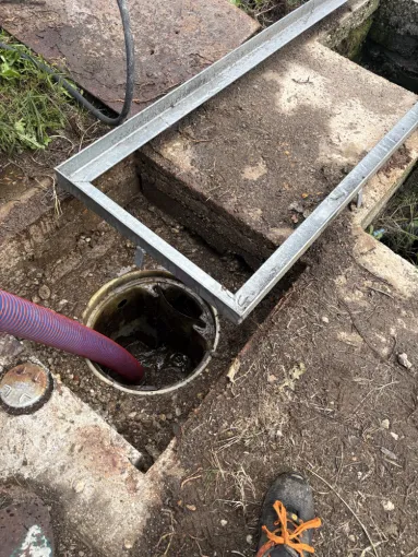 vidange et nettoyage d une fosse toutes eaux pour entretien à Saint Just Chaleyssin