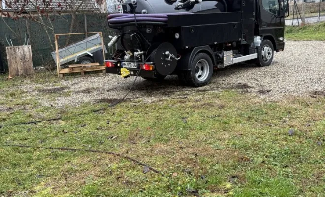 Débouchage canalisation arrivée de fosse à Saint Chef, Vaulx-Milieu, JP ASSAINISSEMENT