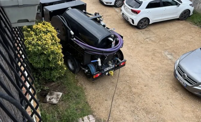 Débouchage et détartrage d une canalisation wc à Genas, Vaulx-Milieu, JP ASSAINISSEMENT