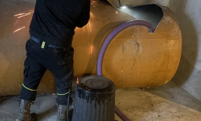 Dégazage d une cuve a fuel et découpe avec évacuation à Saint Savin, Vaulx-Milieu, JP ASSAINISSEMENT