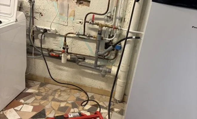 Détartrage canalisation wc et découpe d une racine avec robot picot à Saint Jean de Bournay, Vaulx-Milieu, JP ASSAINISSEMENT