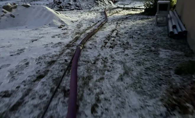 Vidange et nettoyage d une fosse pour une entreprise de tp à Saint Quentin Fallavier, Vaulx-Milieu, JP ASSAINISSEMENT