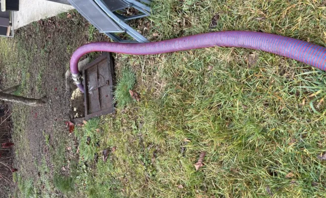 Vidange et nettoyage de 2 fosses toutes eaux pour entretien à Savas Mépin, Vaulx-Milieu, JP ASSAINISSEMENT