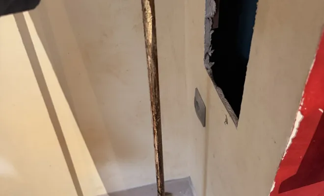 Détartrage d une canalisation wc avec robot de fraisage à Saint Agnin sur Bion