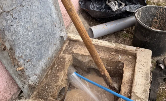 Détartrage d une canalisation wc avec robot de fraisage à Saint Agnin sur Bion