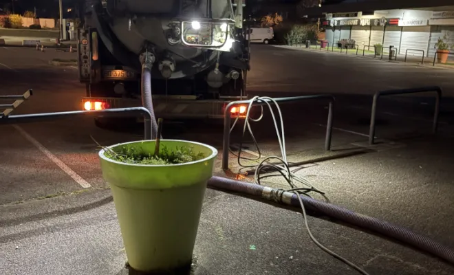 curage de réseau eu dans un centre commercial à Saint Quentin Fallavier