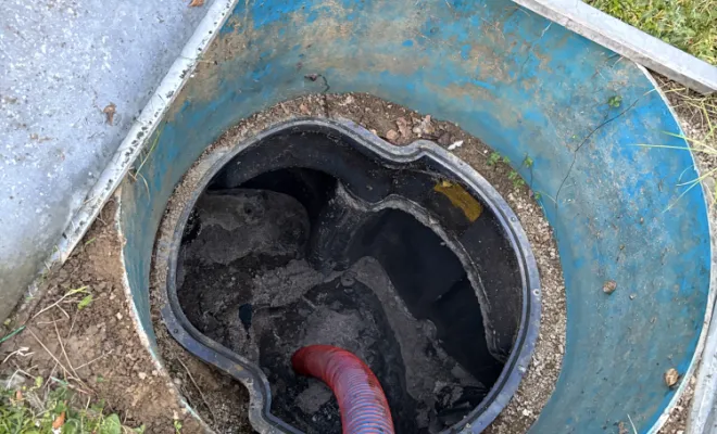 entretien de bac à graisse dans 2 restaurant à Saint Georges D'Esperanche