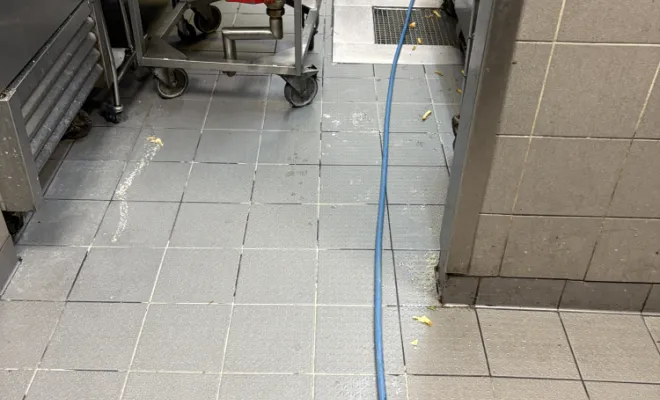 débouchage canalisation dans un restaurant à Bourgoin Jallieu