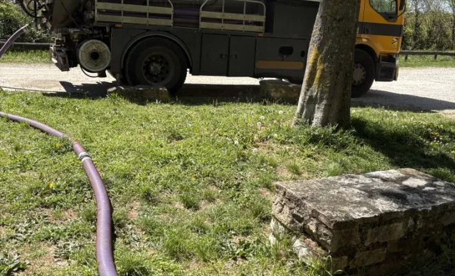 vidange et nettoyage d une fosse toutes eaux pour entretien à Saint Jean de Bournay