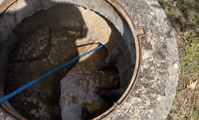 débouchage d une canalisation wc dans une copropriété et localisation d une racine importante à L'Isle d Abeau