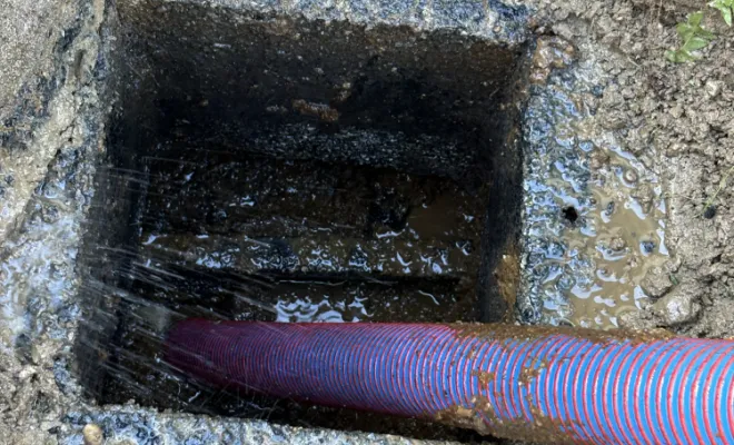 JP ASSAINISSEMENT, votre entreprise d'assainissement a réalisé la vidange et nettoyage d'une fosse septique pour entretien à Meyrié et ses environs.  Nous effectuons aussi :   vidange de micro station  vidange de puits perdu vidange de fosse septique  vidange de fosse toutes eaux vidange de bac graisse vidange de fosse de relevage  Pour toute demande de devis gratuit concernant la vidange et nettoyage d'une fosse septique pour entretien à Meyrié ses environs. contactez JP ASSAINISSEMENT votre entreprise d'a