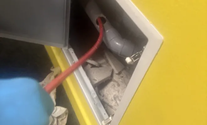 débouchage canalisation d40 évier dans une entreprise à Genas