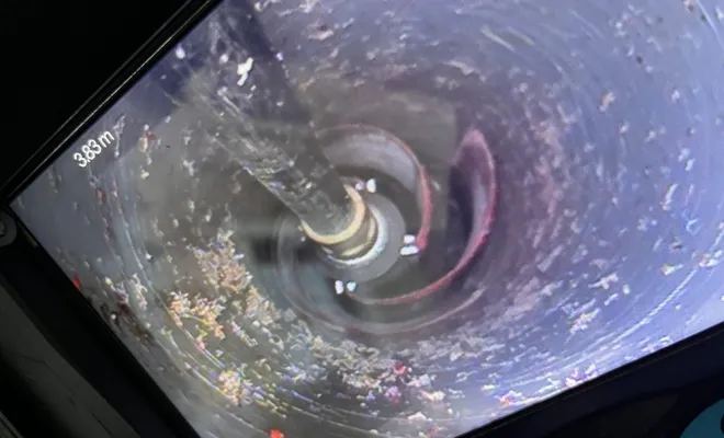 Curage et détartrage canalisation wc avec robot de fraisage à Hieres-sur-Amby, Vaulx-Milieu, JP ASSAINISSEMENT