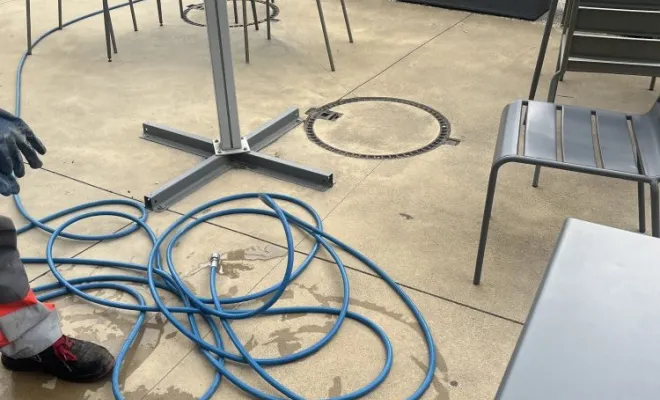 Débouchage canalisation wc et inspection video dans un restaurant à Bourgoin Jallieu, Vaulx-Milieu, JP ASSAINISSEMENT