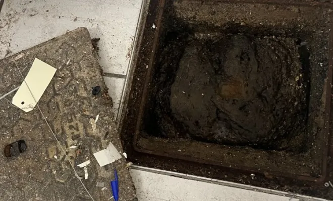 Débouchage d'une canalisation wc par haute pression à Jonage, Vaulx-Milieu, JP ASSAINISSEMENT