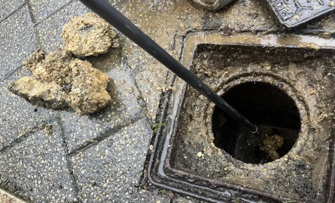 Débouchage d'un regard siphoïde à Saint Alban de roche, Vaulx-Milieu, JP ASSAINISSEMENT