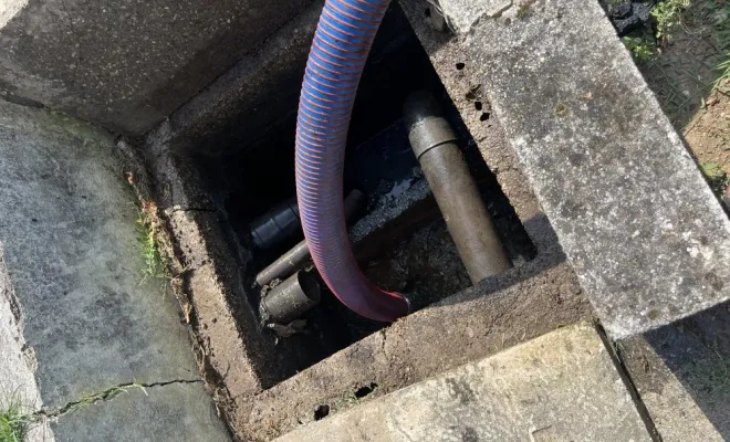 Débouchage d'un regard siphoïde à Savas Mépin, Vaulx-Milieu, JP ASSAINISSEMENT