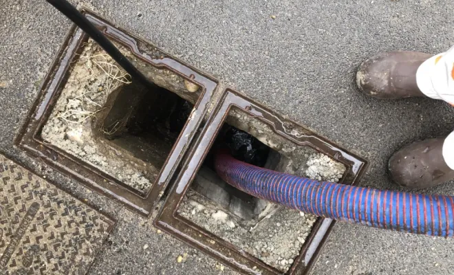 Débouchage d'un regard siphoïde à Septème, Vaulx-Milieu, JP ASSAINISSEMENT