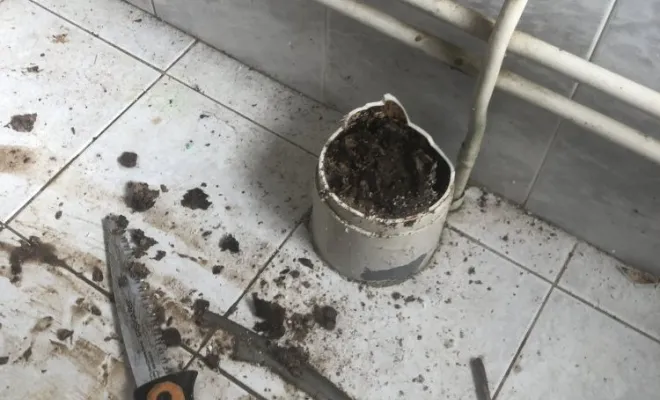 Débouchage détartrage d'une canalisation wc à Flosaille, Vaulx-Milieu, JP ASSAINISSEMENT