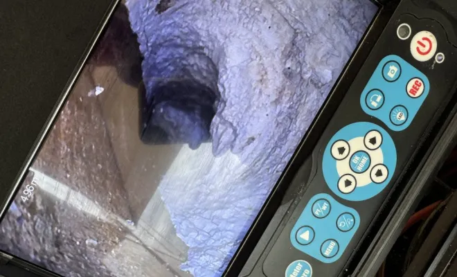 Débouchage et fraisage d'une canalisation bloquer par de la résine à Le Bourget du Lac, Vaulx-Milieu, JP ASSAINISSEMENT