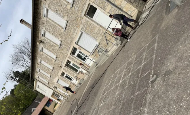 Débouchage groupe scolaire à Vaulx milieu, Vaulx-Milieu, JP ASSAINISSEMENT