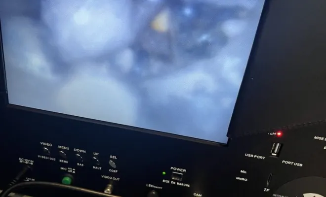 Débouchage et inspection vidéo d'une canalisation wc dans un restaurant à La Cote Saint André, Vaulx-Milieu, JP ASSAINISSEMENT