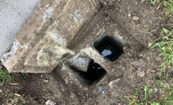 Débouchage et repérage de réseau et de regard eu dans un pub à Villieu-Loyes-Mollon, Vaulx-Milieu, JP ASSAINISSEMENT