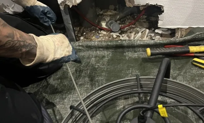 Détartrage avec robot de fraisage d'une colonne eu dans un bâtiment à Bourgoin Jallieu, Vaulx-Milieu, JP ASSAINISSEMENT