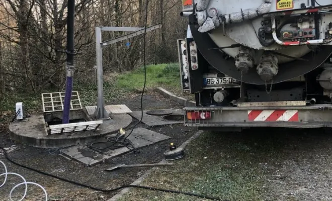 Fosse de relevage, Vaulx-Milieu, JP ASSAINISSEMENT