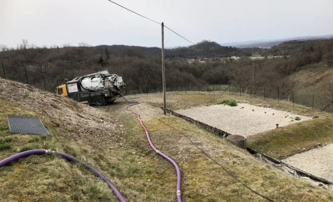 Nettoyage station d'épuration communale à Seillonnaz, Vaulx-Milieu, JP ASSAINISSEMENT
