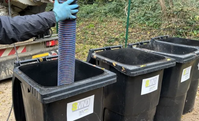 Pompage de poubelles de dégrilleur et de panier à Colombier, Vaulx-Milieu, JP ASSAINISSEMENT