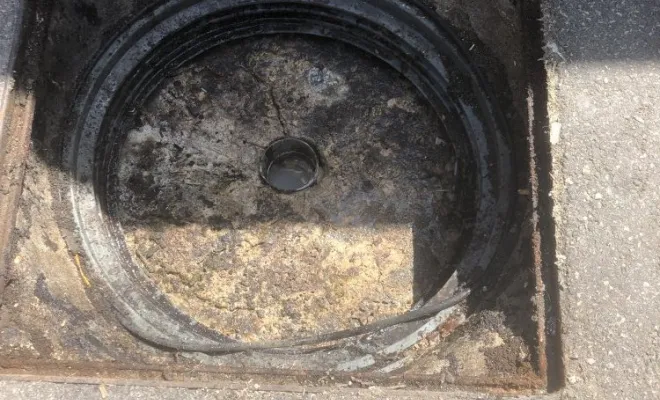 Vidange d une bac à graisse de restaurant à Tignieu, Vaulx-Milieu, JP ASSAINISSEMENT