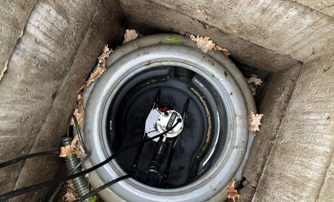 Vidange d'une fosse de relevage pour remplacement de la pompe à Ruy, Vaulx-Milieu, JP ASSAINISSEMENT