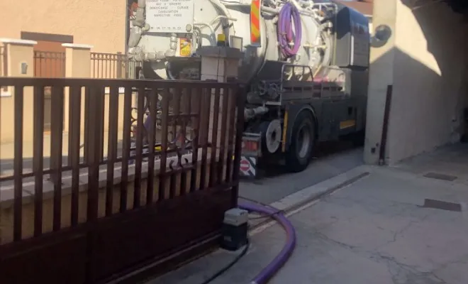 Vidange d'une fosse septique à Vaulx-Milieu, Vaulx-Milieu, JP ASSAINISSEMENT