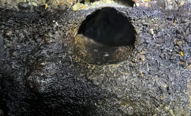 Vidange d'une fosse septique pour débouchage canalisation sans accès à Saint Just Chaleyssin, Vaulx-Milieu, JP ASSAINISSEMENT