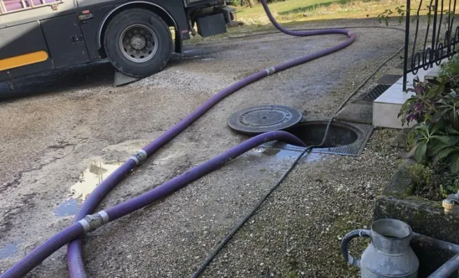 Vidange fosse à Saint Savin, Vaulx-Milieu, JP ASSAINISSEMENT