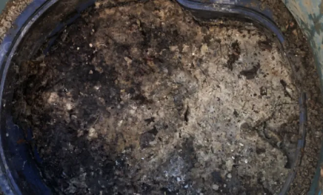 Vidange et nettoyage d'un bac à graisse restaurant à Bourgoin Jallieu, Vaulx-Milieu, JP ASSAINISSEMENT