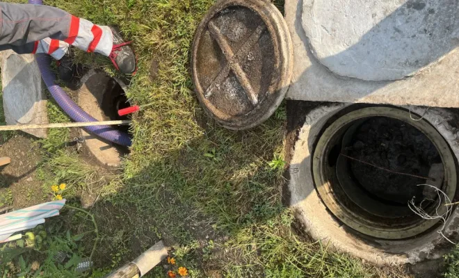 Vidange et nettoyage d'une fosse toutes eaux pour entretien à Salagnon, Vaulx-Milieu, JP ASSAINISSEMENT