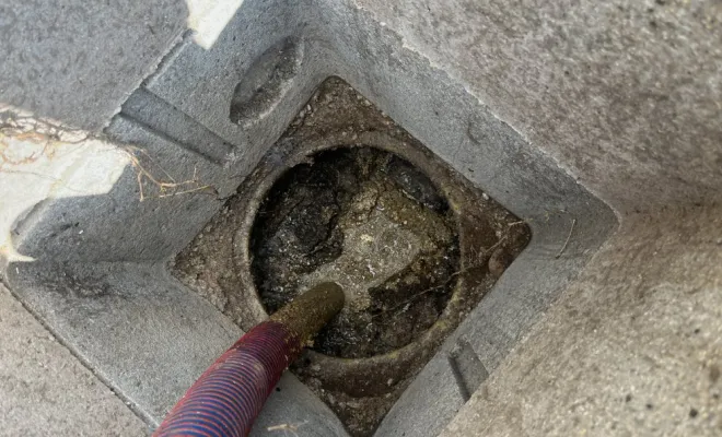 Vidange et nettoyage d'une fosse toutes eaux pour entretien à Tignieu, Vaulx-Milieu, JP ASSAINISSEMENT