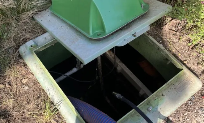 Vidange et nettoyage d'un micro station pour entretien à Saint jean De Bournay, Vaulx-Milieu, JP ASSAINISSEMENT