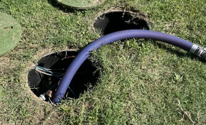 Vidange et nettoyage d'une micro station pour entretien à Saint Savin, Vaulx-Milieu, JP ASSAINISSEMENT